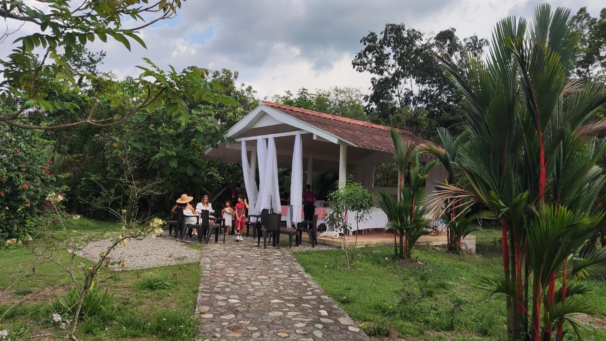 Hotel Campestre Mastranto Granja Campo Alegre Exterior foto