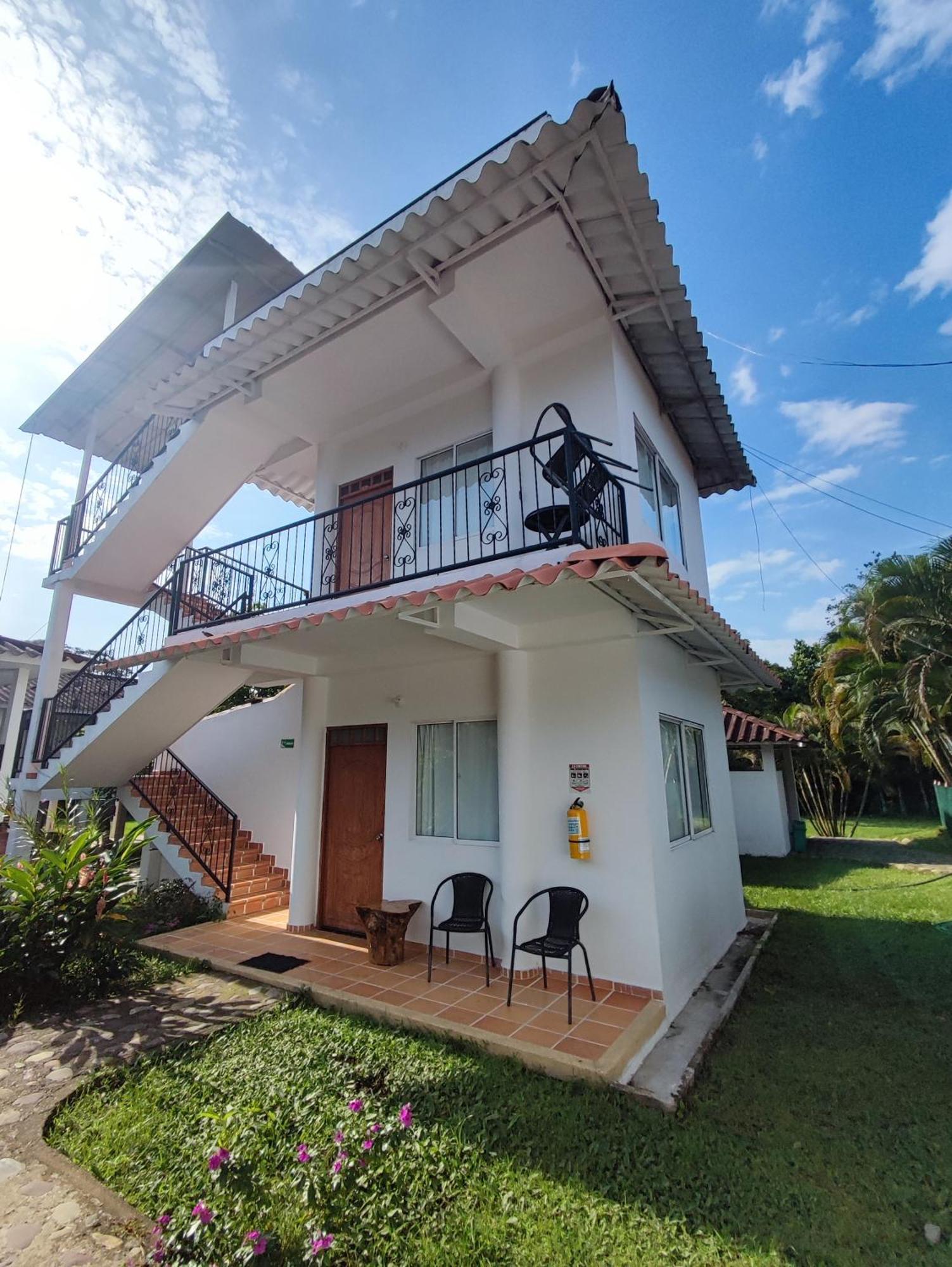Hotel Campestre Mastranto Granja Campo Alegre Exterior foto